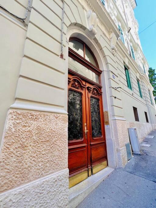 Ivi - Boutique Home Трієст Екстер'єр фото