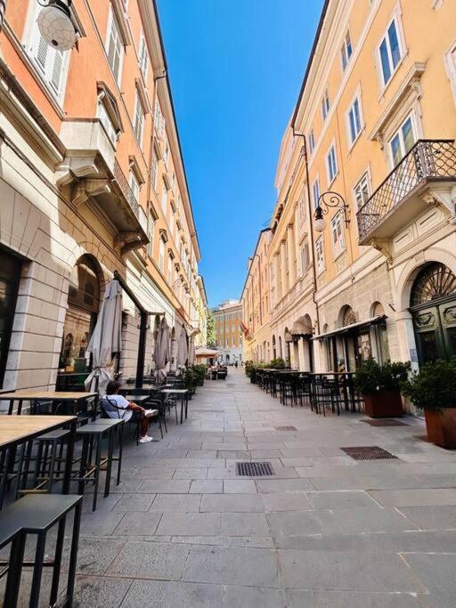 Ivi - Boutique Home Трієст Екстер'єр фото